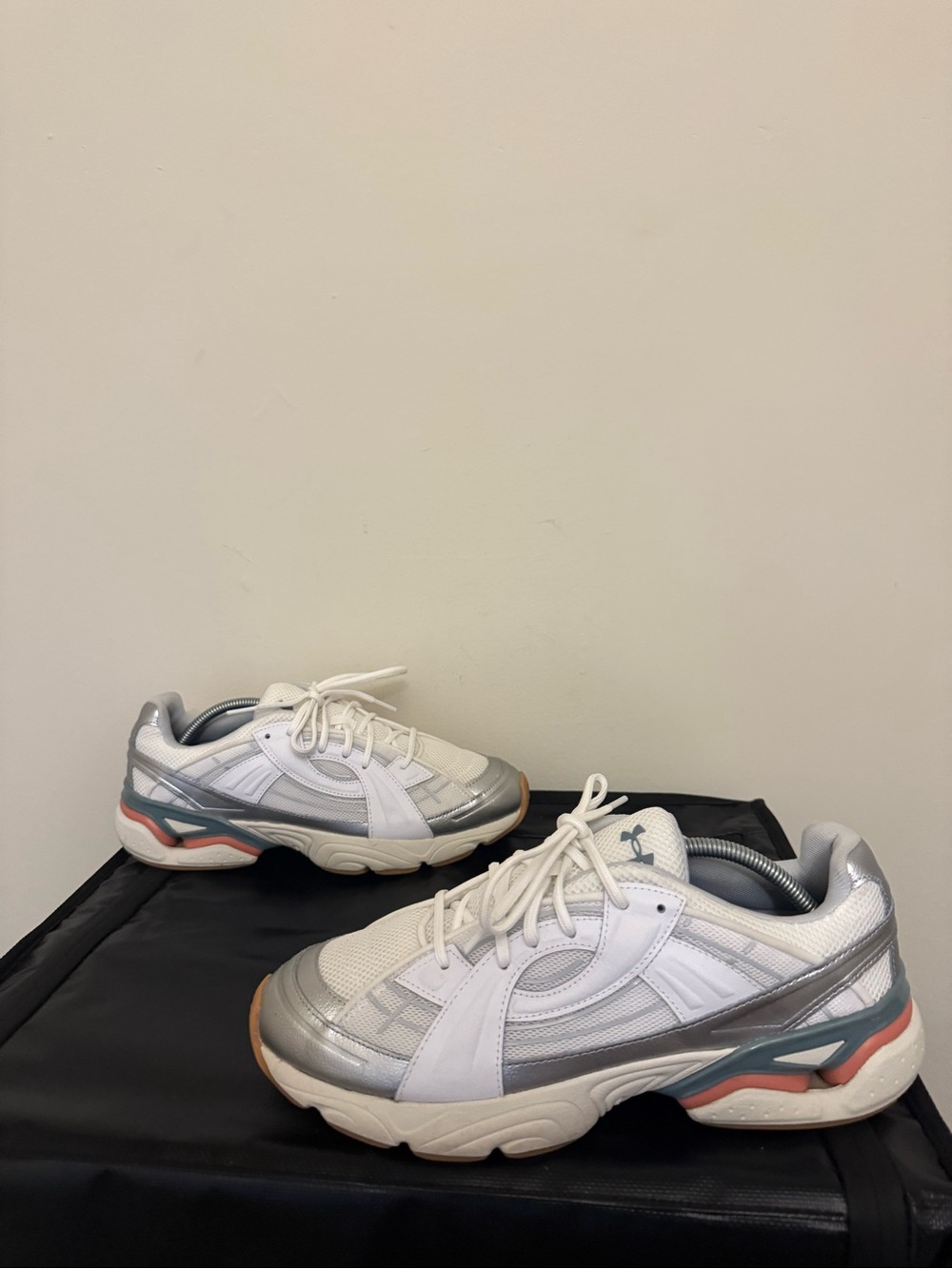 Under Armour UA Sola. Men’s Size 11